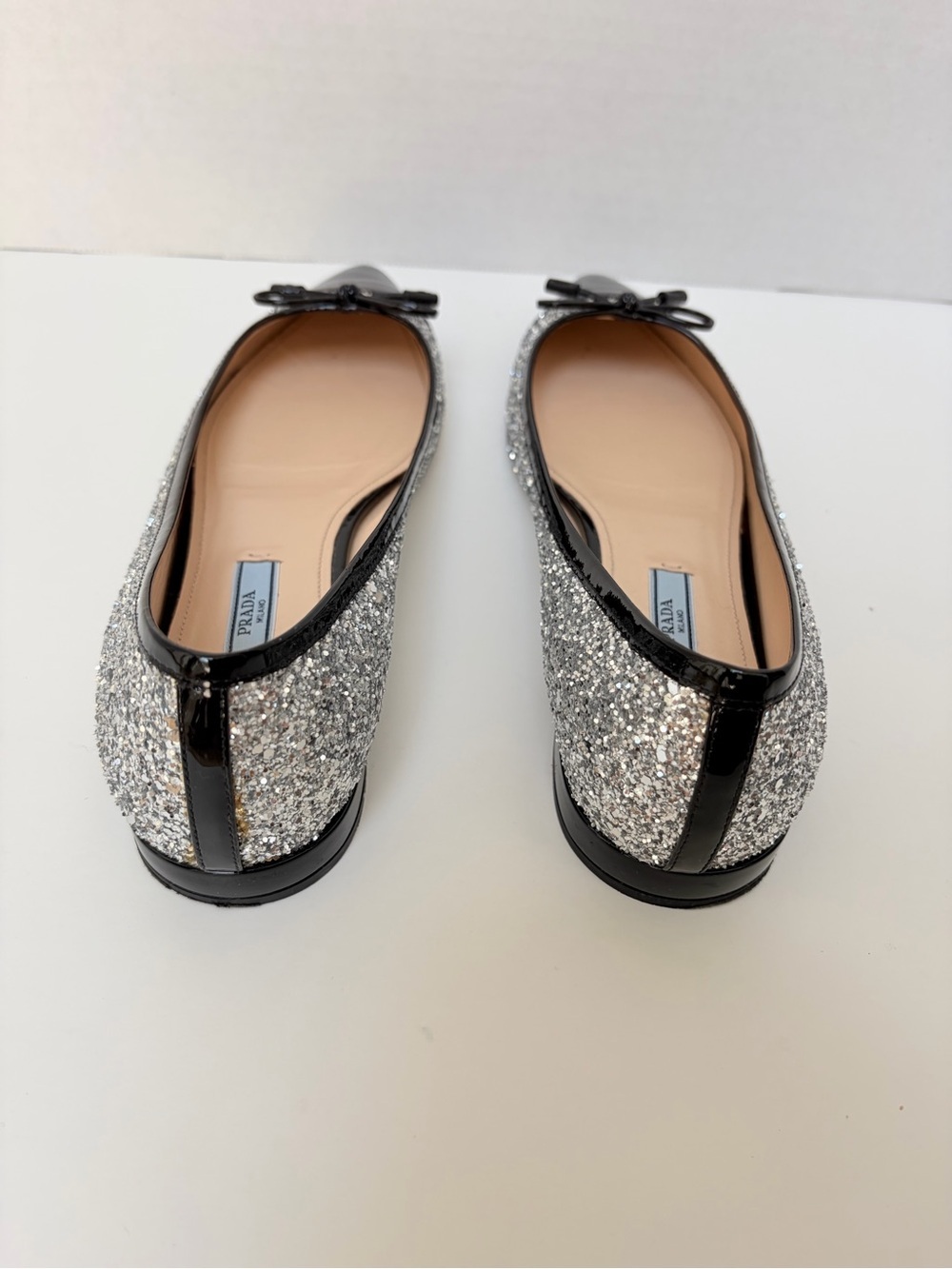 Prada Glitter Ballet Flats Pointed Toe Bow Patent Leather Silver Black Size 38.5 - Picture 12 of 15